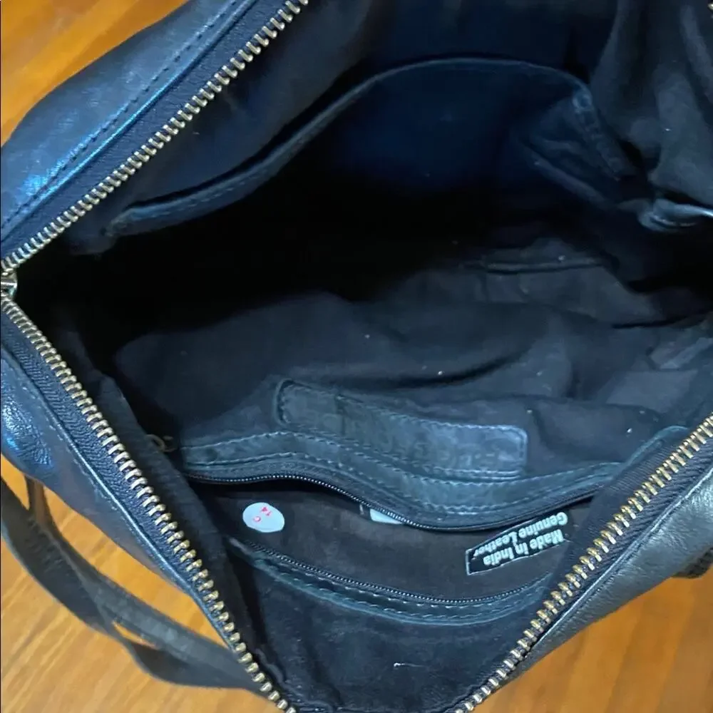 Rugged Hide Australia 100% Black Leather Bag Woven 11”x6”x4” w/ 16” Drop